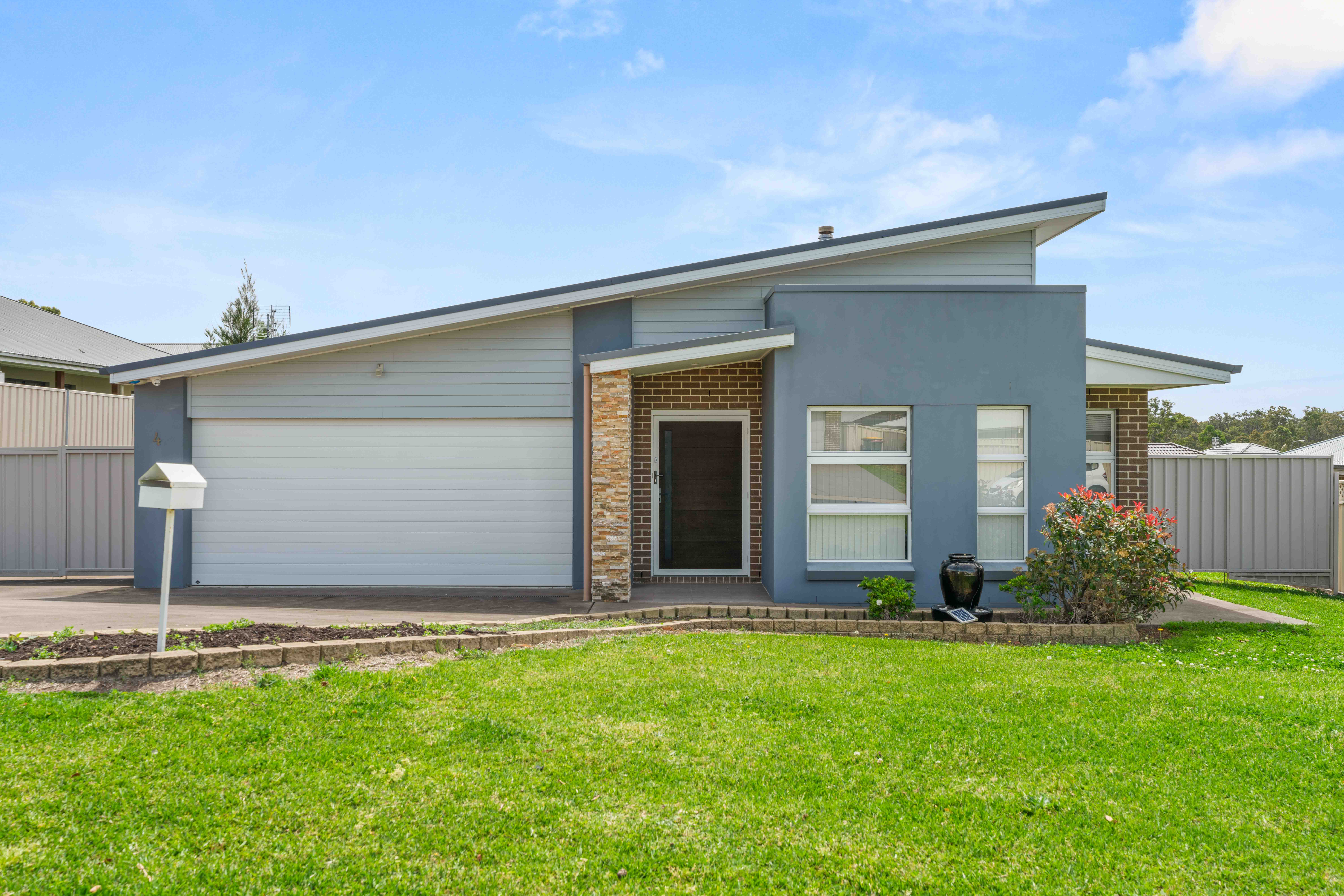 4 Brassia Rise, South Nowra